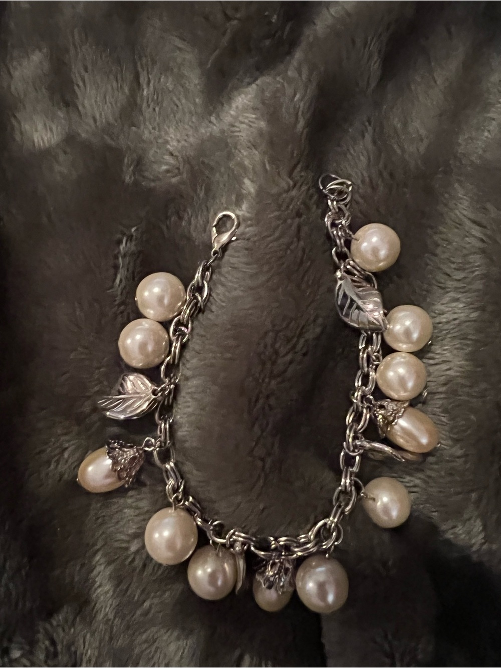 Pearl and Leaf Charm Bracelet in Silver-Tone - Women Jewelry